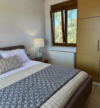 Villa Yellow Octopus Chania (Crete)